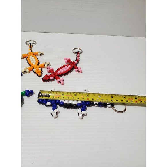 Pony Bead Lizard Keychain. Animal Keychain. Best Friend Keychain. Throwb… - Picture 7 of 9